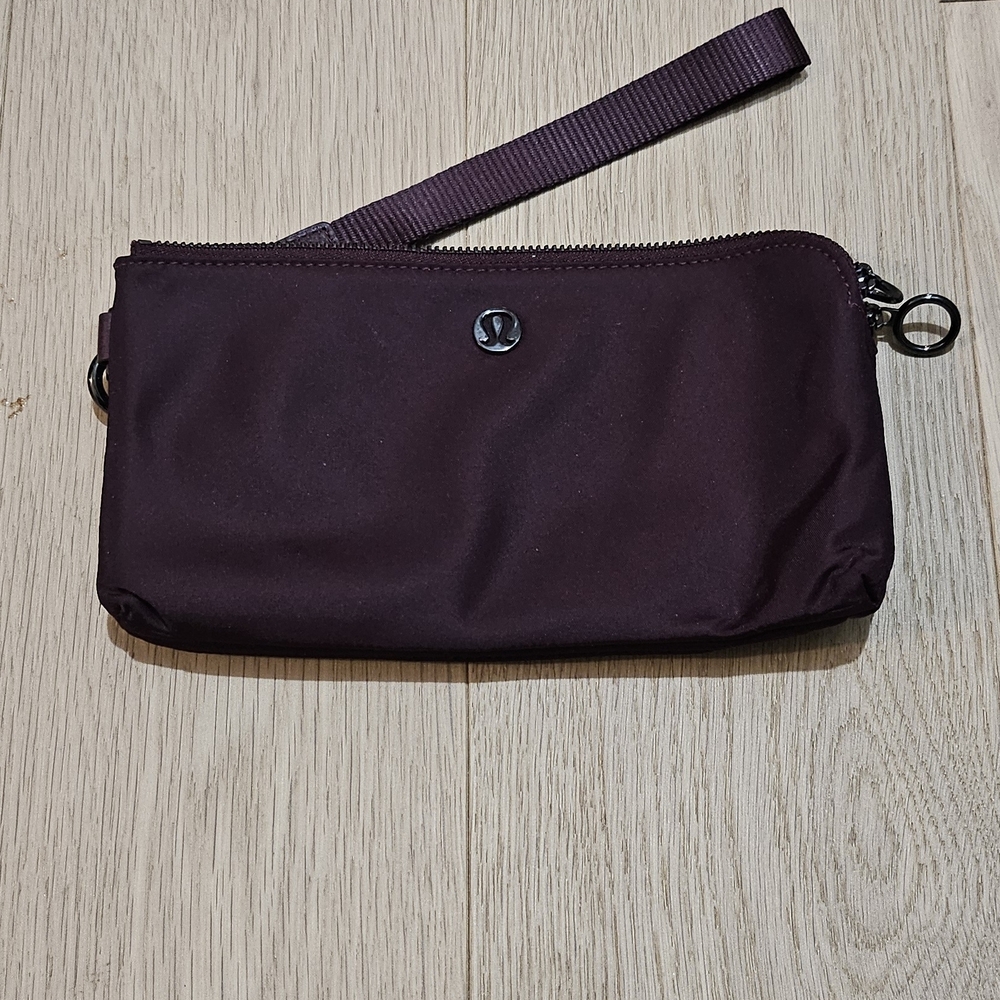 Lululemon Athletica Purple Key & Card Holder